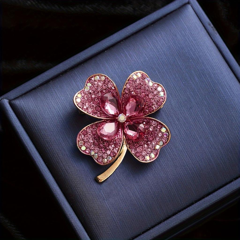 1pc Iced Out Shiny Rhinestone Clover Zinc Alloy Brooch Pin Elegant Luxury Jacket Cardigan Corsage Pin