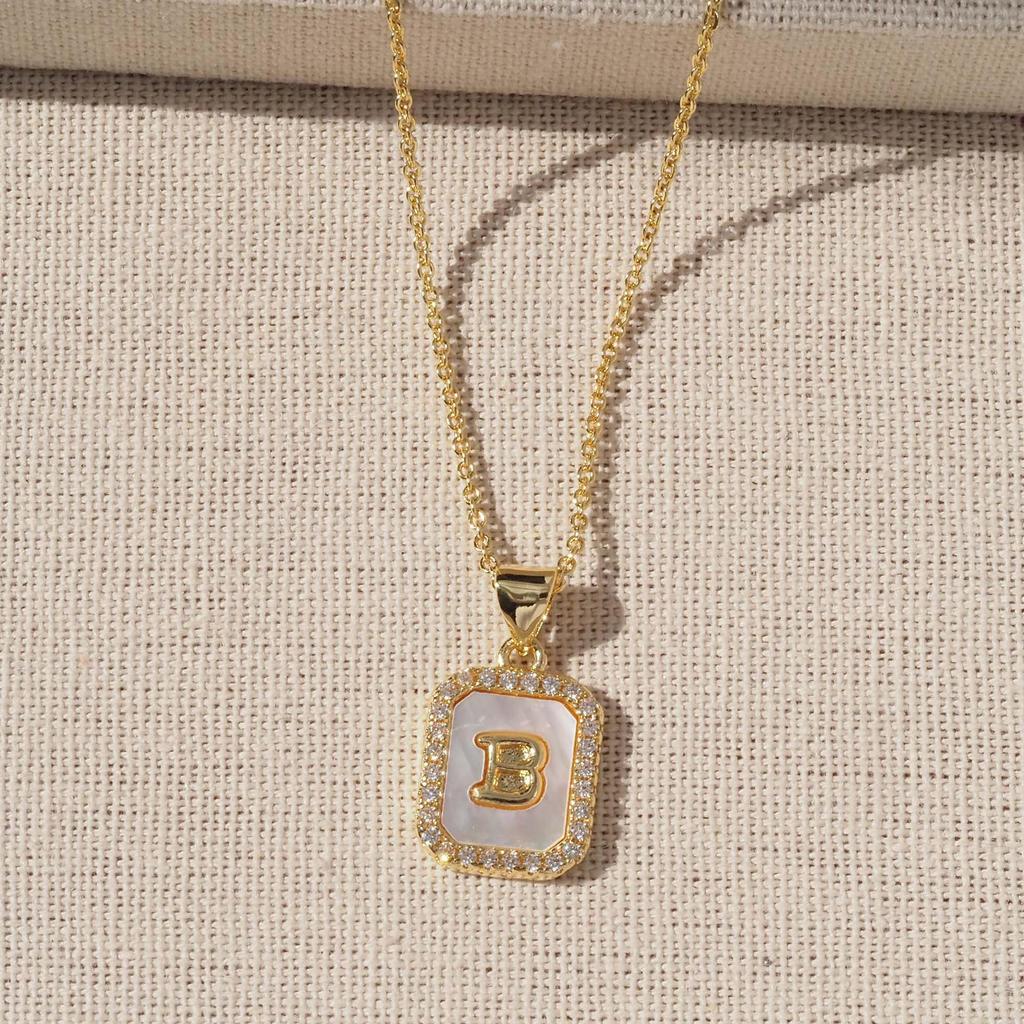 Gold-Plated Copper Shell 26 English Letters Pendant Necklace for Women - Niche Fashion Jewelry