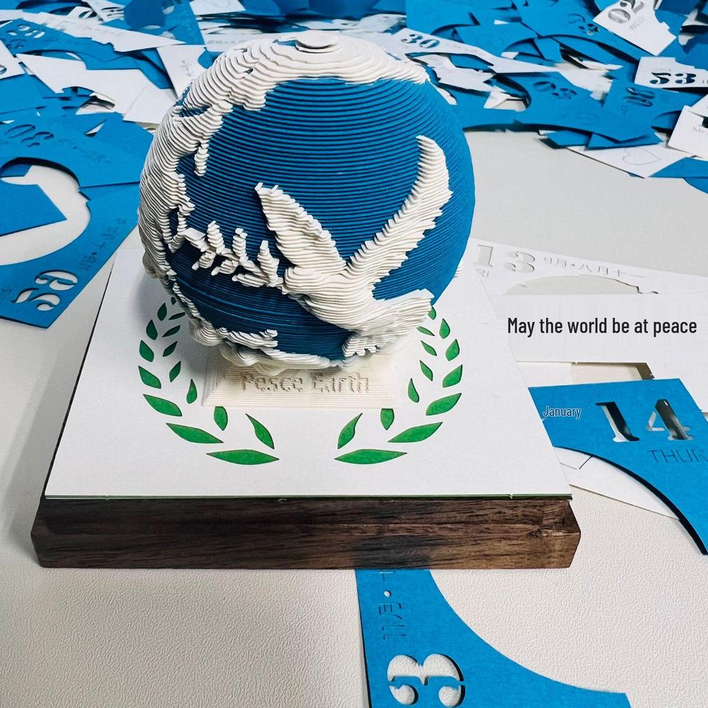 3D Panda Stereo Sticky Notes & Creative Calendar Sculpture Gift