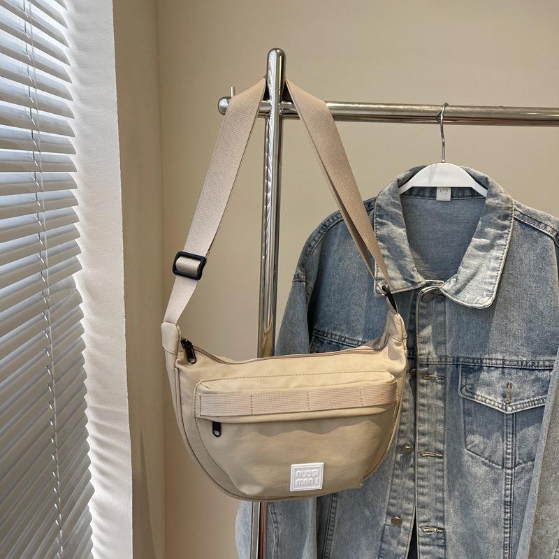 

Casual dumpling bag women s new fashionable versatile shoulder bag large capacity class commuter messenger bag хаки