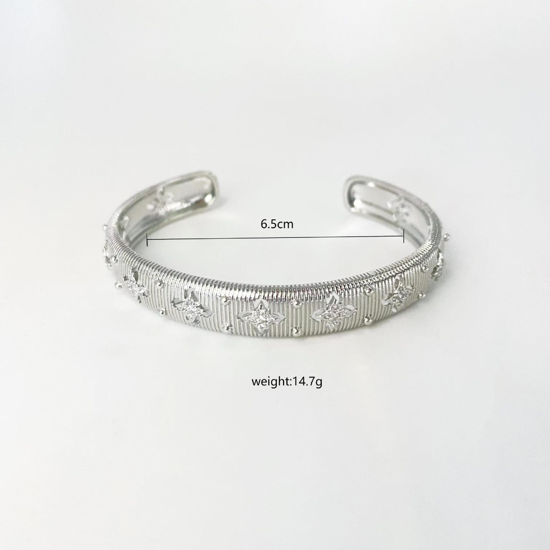 

Light Luxury High-End Brushed Open Bracelet Fashionable Niche Design Micro-Inlaid Zircon Flower Bracelet