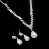 Elegante Tropfen-Anhänger-Halskette & Ohrringe mit eingelegtem Diamanten - Exquisites Dreiteiliges Schmuckset