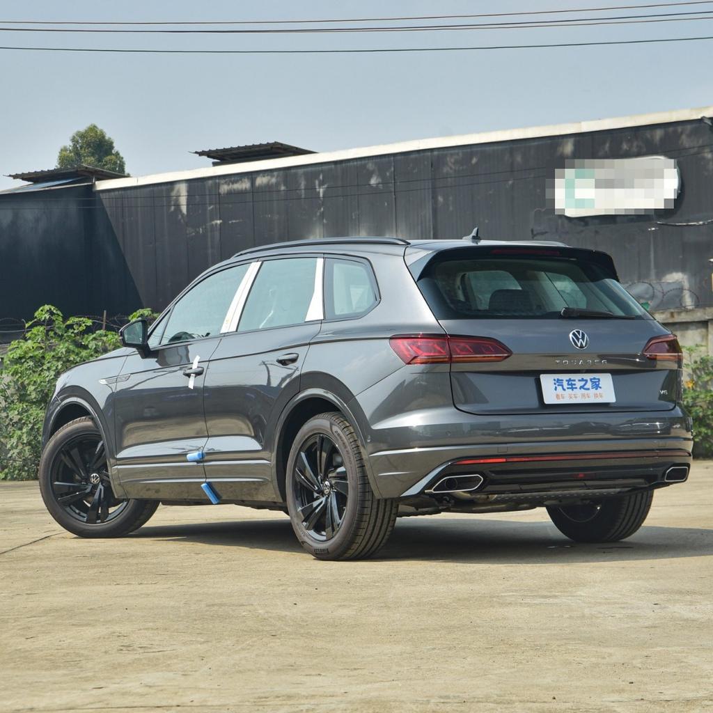 Applicable to Volkswagen Touareg TOUAREG19-11 car fender sales and supply one piece