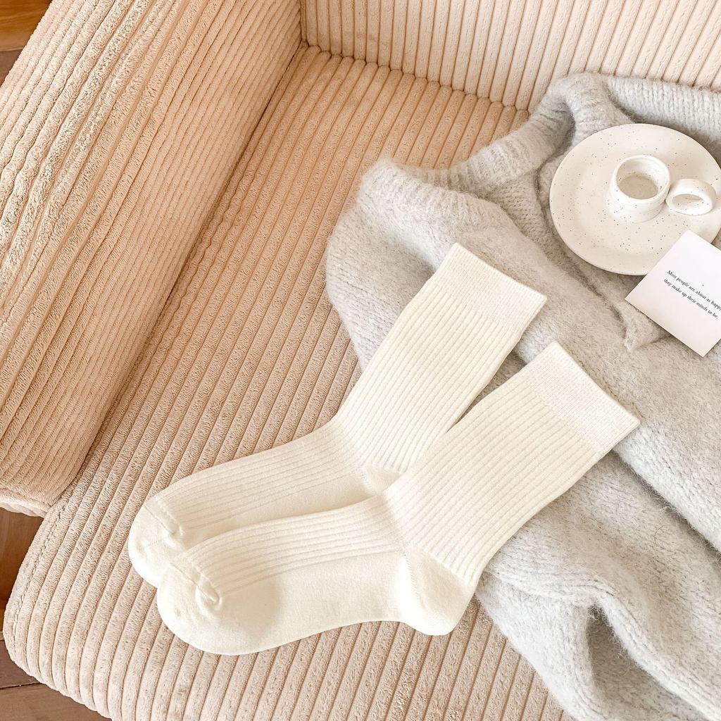 Korean Style Plus Velvet Thick Warm Socks for Women and Men – Autumn/Winter Collection, Solid Color, Long, Versatile Wool Pile Socks