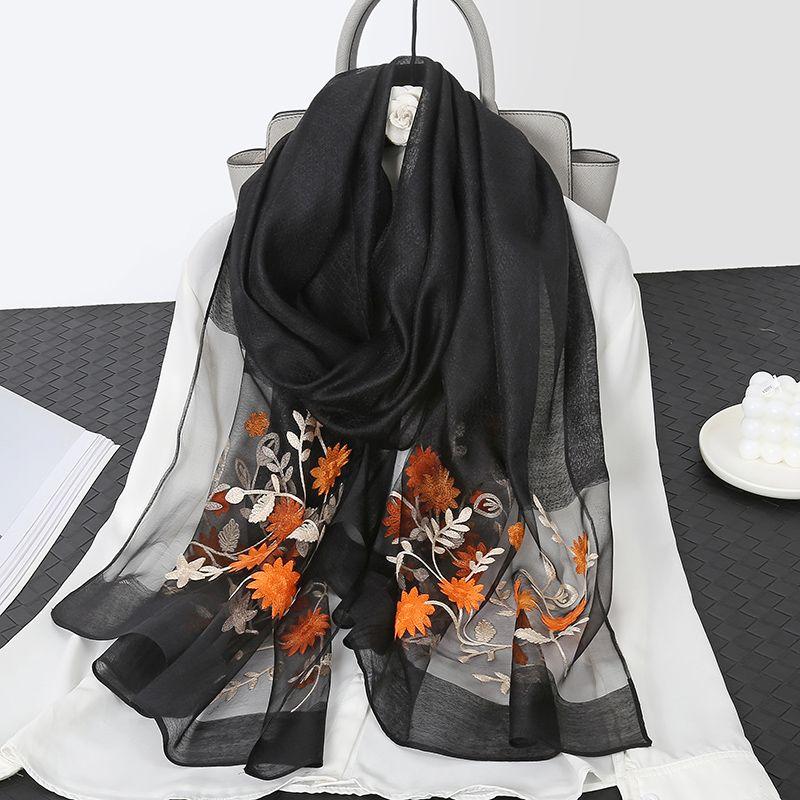 Eleganter Schal aus Seidenmischung mit Blumenstickereien – Atmungsaktives, sonnenschützendes und vielseitiges Tuch für stilvolle Wärme