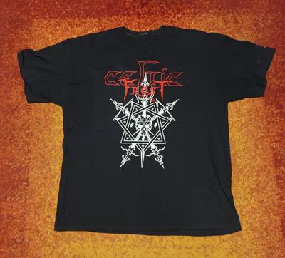 Tops – T-Shirts
