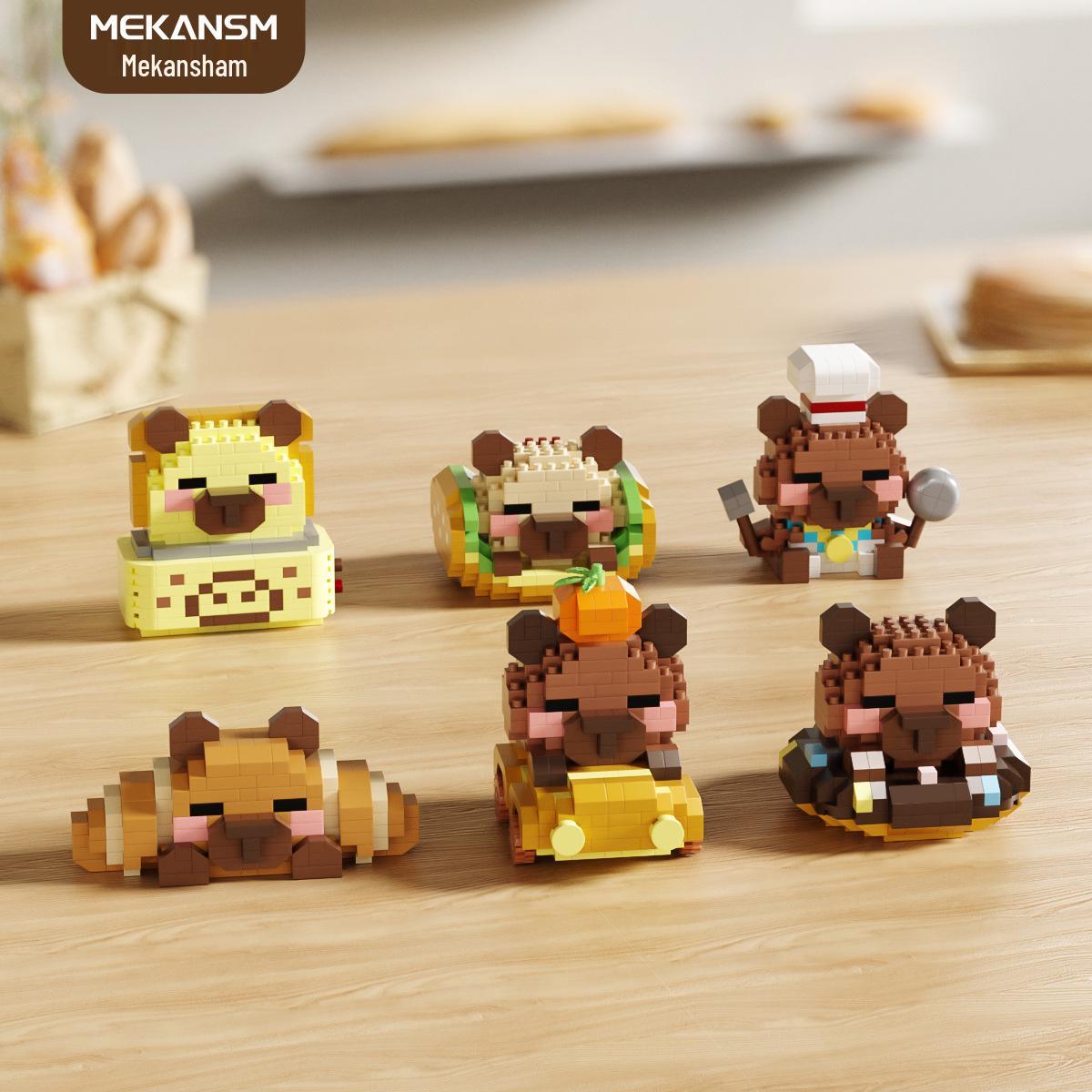 Capybara Cartoon Building Blocks: Kapi Figure Ornaments & Educational Assembly Toys Compatible with Lego