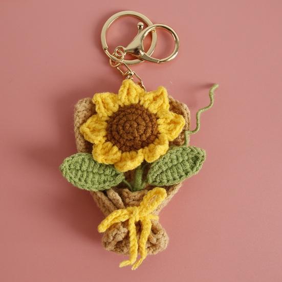 Keychain Pendant Hand Crocheted Flower Key Chain Colorful Yarn Roses Sunflower Charm Key Holder Bag Car Key Accessory