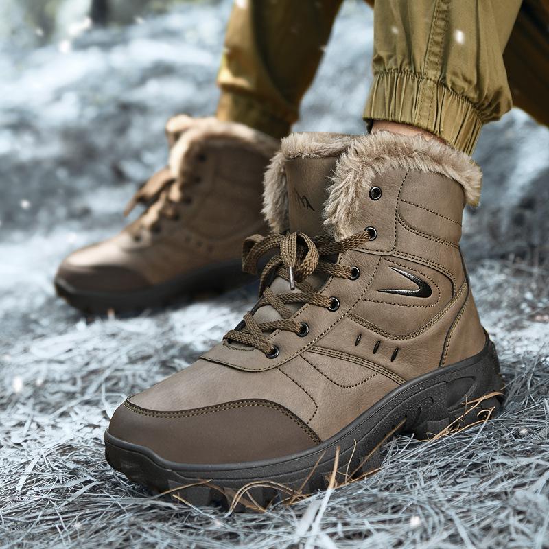 Cold-resistant sub-zero Russian travel equipment Snow boots Winter non-slip and anti-thickened thermal shoes Cotton boots Black