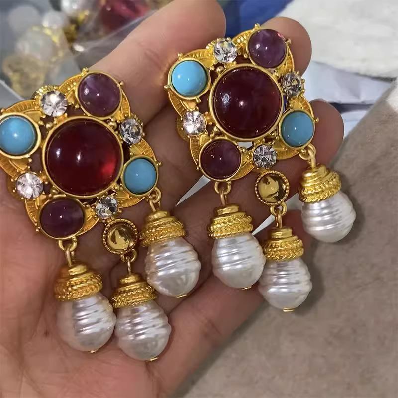 European Vintage Pearl Tassel Earrings - Elegant Geometric Studs for Women