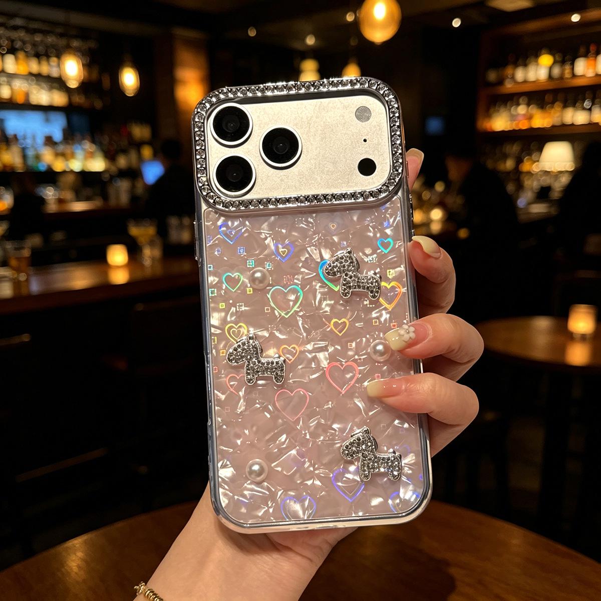 

3D Pearl Rhinestone Horse Case with Shell & Laser Heart Design for Apple 17 Pro Max / 15 Pro / 16 13 Pro Max