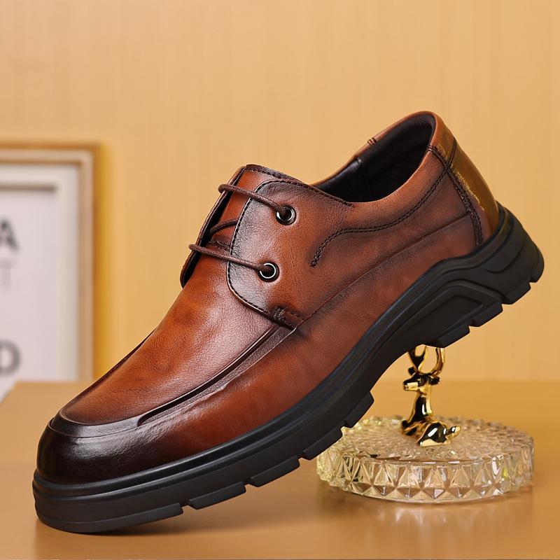 

Spring new middle-aged leather shoes men s platform leather shoes men s business first-layer cowhide casual dad shoes 44