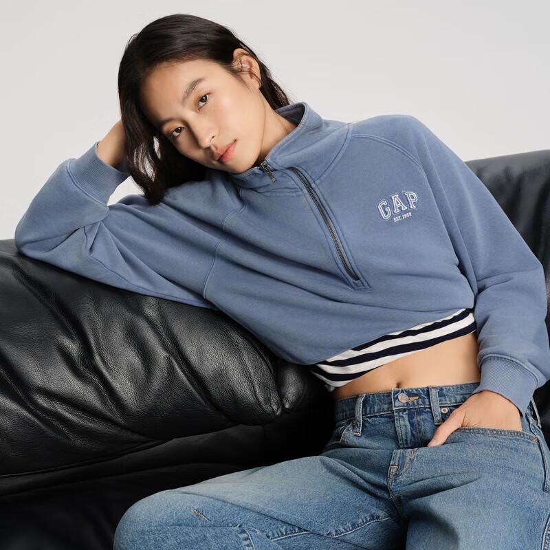 Gap Women's Logo Fleece Washed Loose Sweatshirt