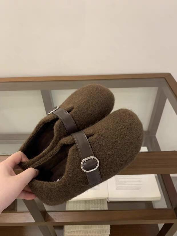 White Spotted Lamb Wool Shoes for Women's Outer Wear 2025 Winter Outer Wear New Velvet Flat Mary Jane Cotton Shoes