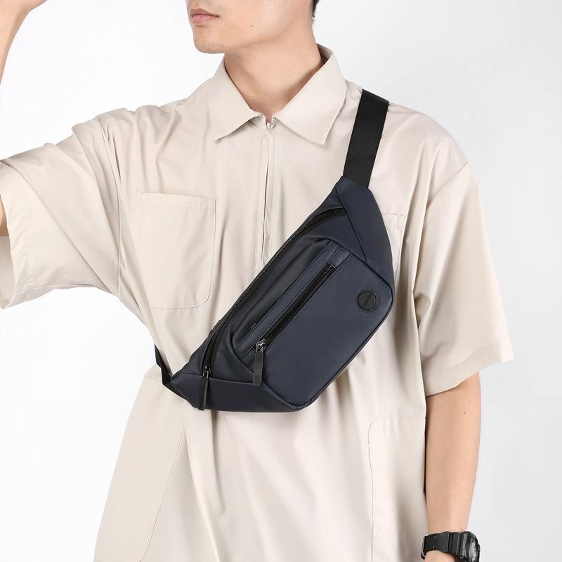 Mobile phone fanny pack work wear-resistant men's breast bag, leather film texture multi-compartment men's messenger bag, cash register bag