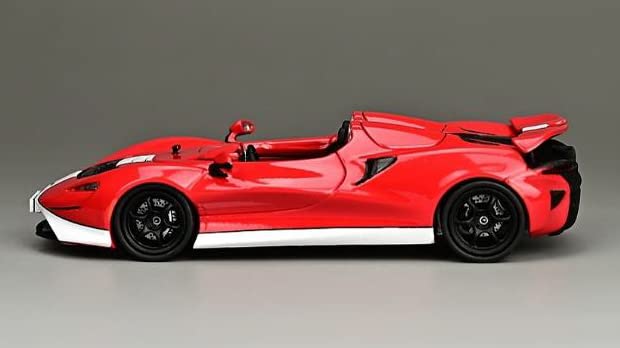 CM MODEL Scale McLaren Elva Finished Product 1/64 Red/White CM64-Elva-03