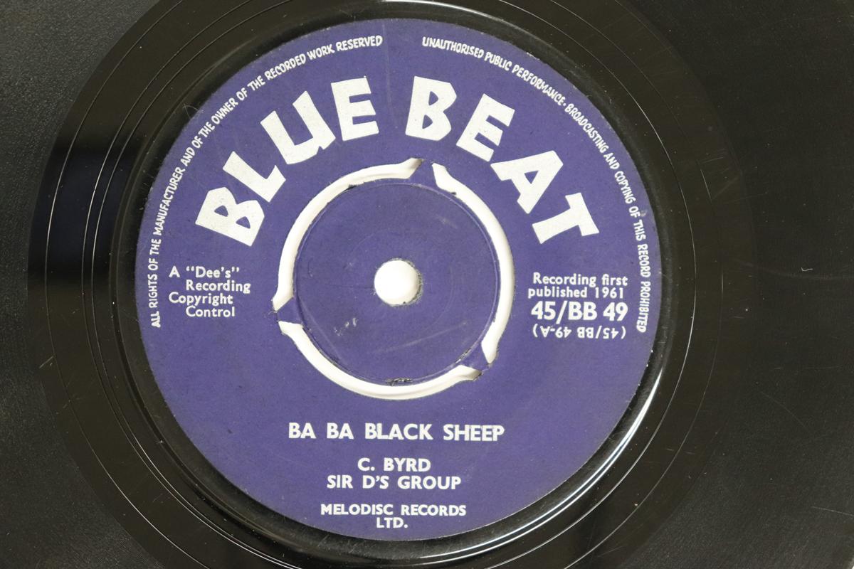 

7inch Record CECIL BYRD SIR DEES GROUP LLOYD Ba Ba Black Sheep Come Over Here 45BB49 BLUE BEAT 1961 UK Reggae Ska Dub Used