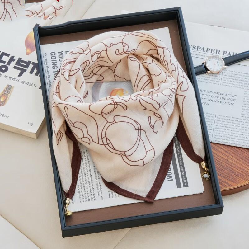 Korean-Style Magnetic Buckle Square Scarf: Women's Winter Neck Warmer & Fashionable Pendant Accessory