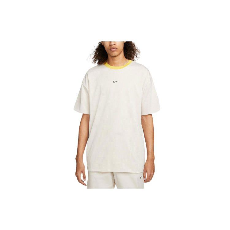 Nike T Shirts Men's Bright Sulfur Yellow Crew Neck Moderate Straight Fit DM6709-104