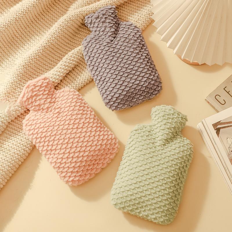 Cute Plush Hot Water Bottle Water Injection Small Mini Thick Explosion-proof Warm Water Bag Medium Hot Compress Belly Hand Warmer Female