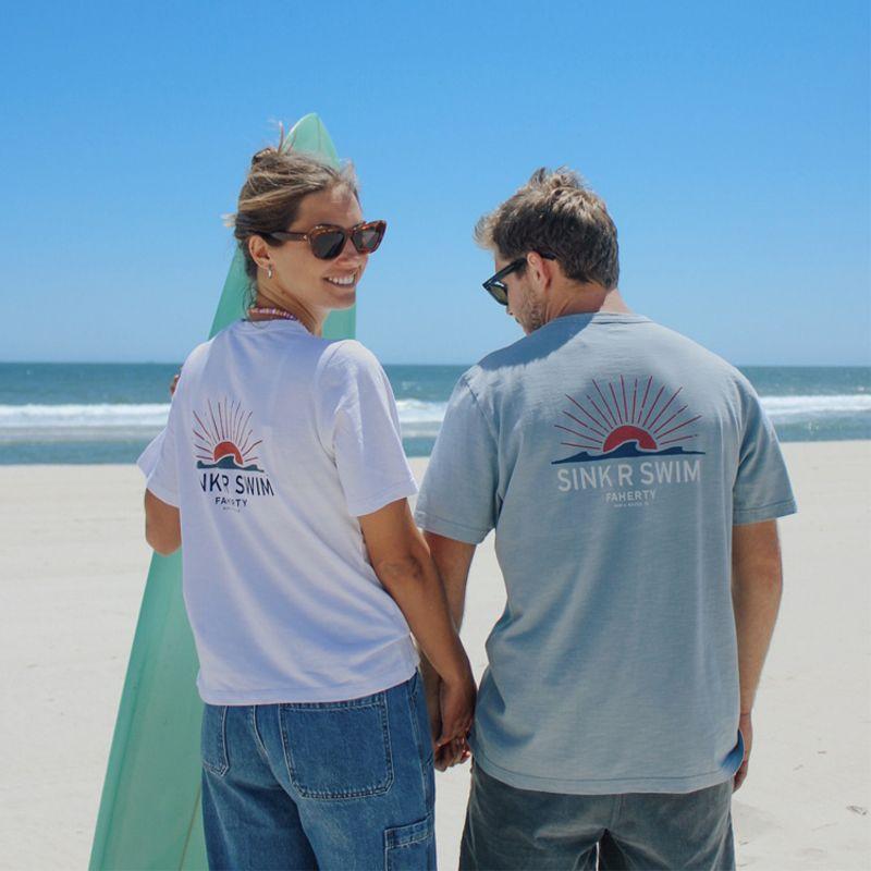 Sink R Swim American Retro Sports Style Sun by the Sea Swimming Surfing Illustration Pure Cotton Short Sleeve T-shirt for Women