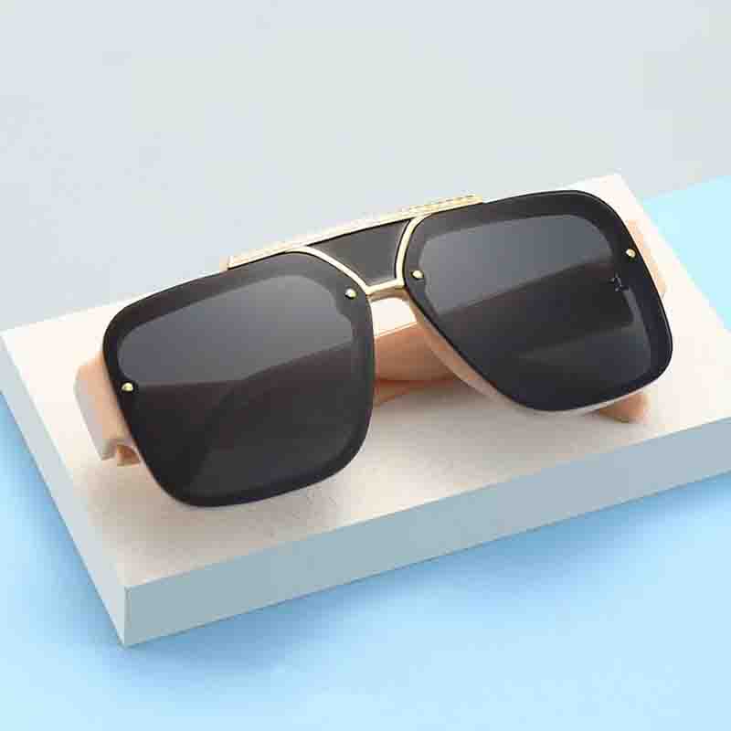 New Large Frame Square Sunglasses Women Decorative Rice Nail Fashion Sun Glasses Lady Outdoor Travel Eyewear Uv400