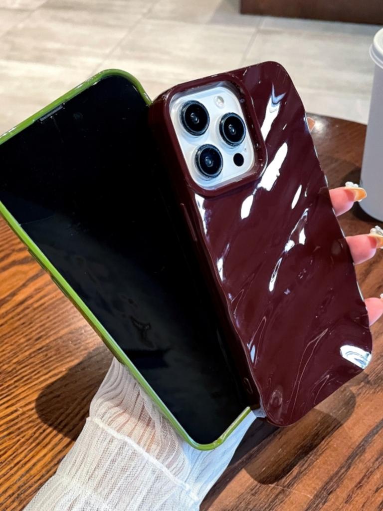 Luxury Wave Satin Ruffle Pattern Phone Case For iPhone 11 12 13 14 15 16 Pro Max X XR XS 7 8 Plus Shockproof Solid Color Cover