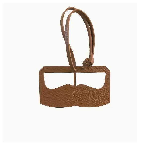 YY  Faux Leather Pendant in the Shape of Glasses, Designed for Car Decoration  Bag Accessory коричневый