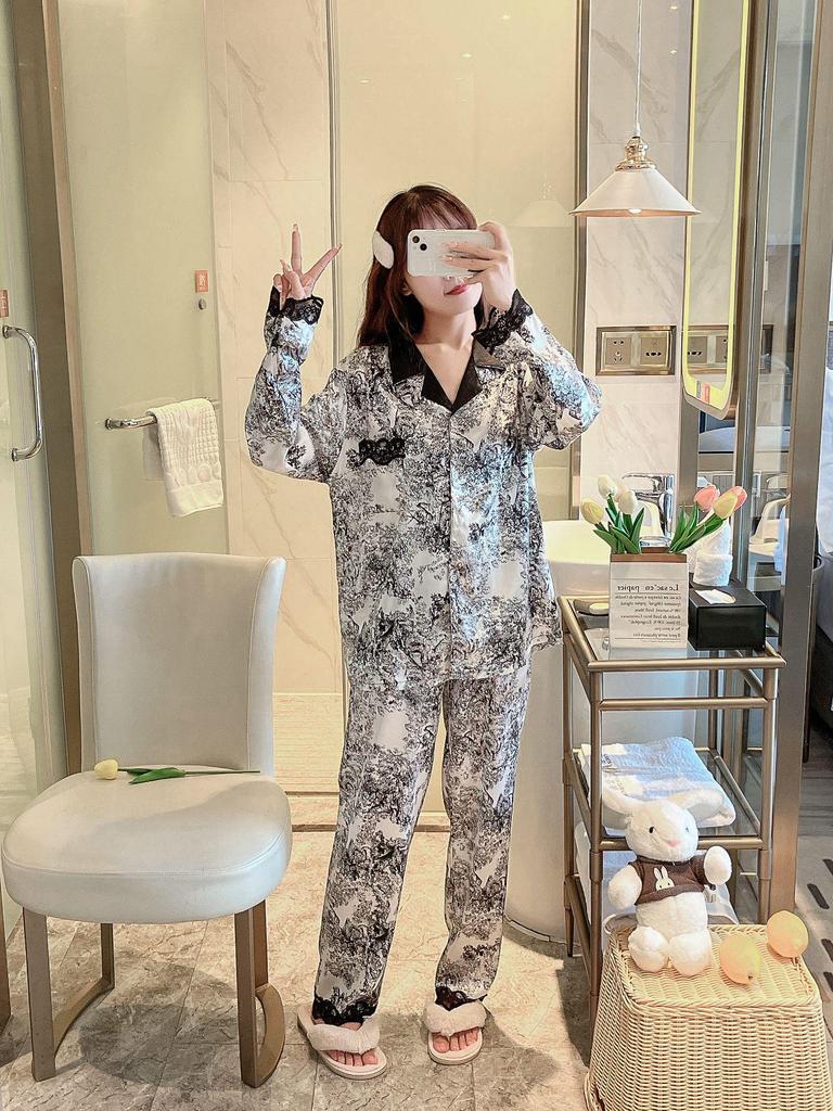 Women's Silk-Blend Pajama Set - Long Sleeve, Lightweight, Spring/Autumn 2023 Style