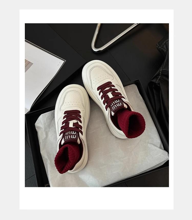 Red Casual Board Shoes Women's 2025 New Spring and Autumn Thick Soles Increase Height Versatile Round Head Light Korean White Shoes