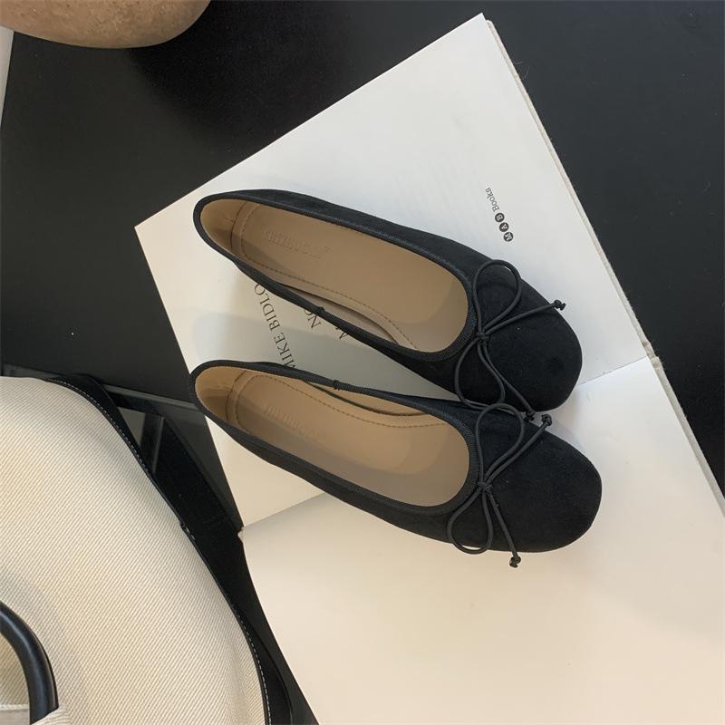 

Вечерний ветер нежный бант мелкий вырез туфли-лодочки ретро замшевые туфли бабушки 2025 осень и зима корейская версия одинарные туфли женские 39 чёрный