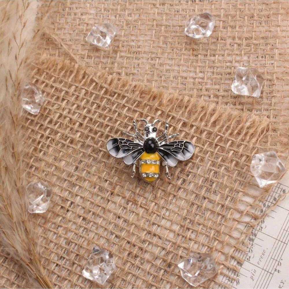 Silver Tone Yellow Black Enamel Bee Brooch Inlaid Rhinestone Insect Lapel Pin for Suit Coat Cute Women Daily Wear Jewelry Gift