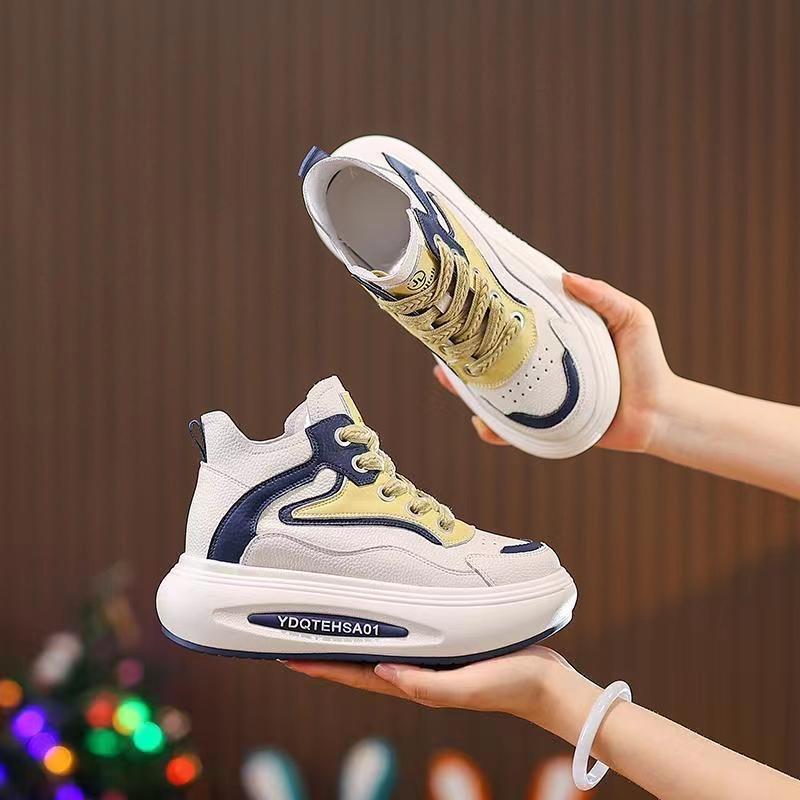 

Високі кеди на товстій підошві, маленькі білі татові кросівки, жіночі осінні 2024 нові осінні дихаючі та універсальні повсякденні спортивні жіночі кросівки 40