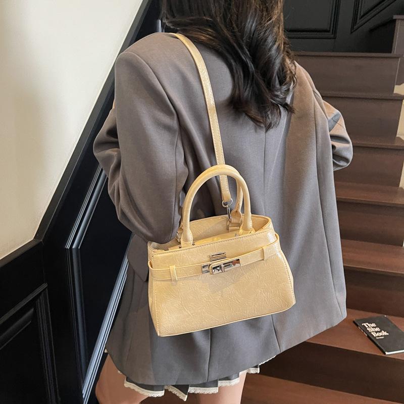 Handbag Fashion Bag New Shoulder Bag Versatile Messenger Bag