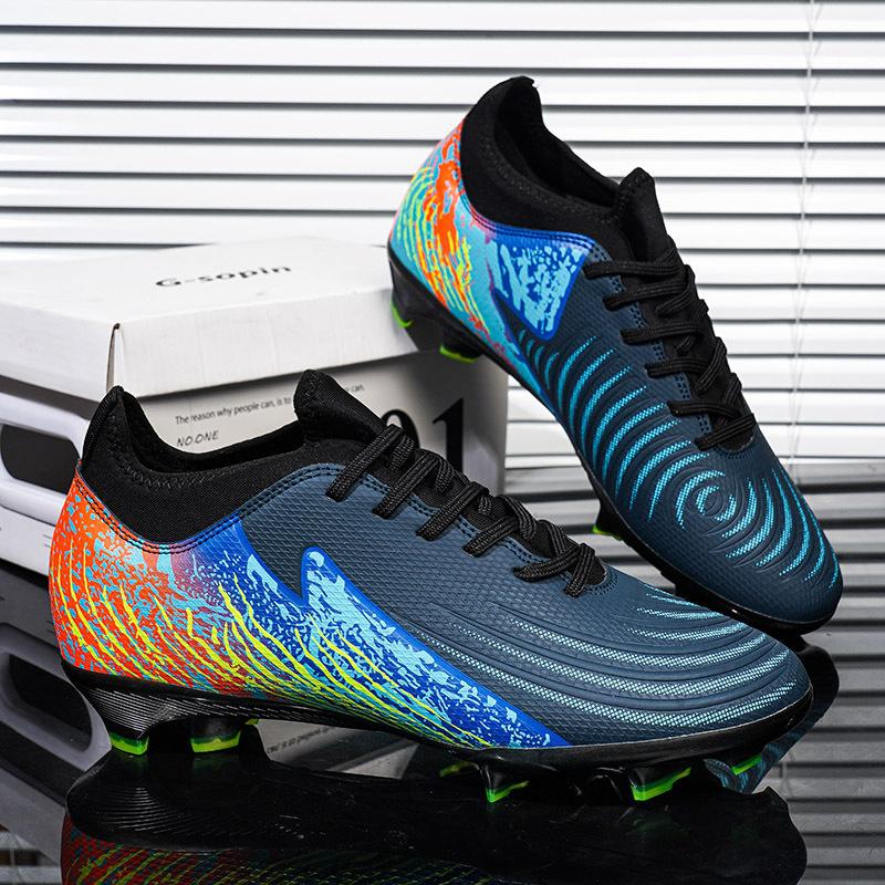New student high-peel hydrolysis-resistant breathable high-top long nails broken nails rubber non-slip youth football shoes