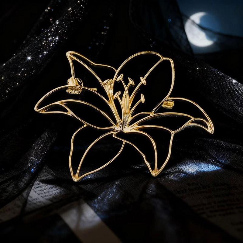 Exquisite Edelstahl Rose & Lilie Brosche - Elegantes Kleiderpin Zubehör