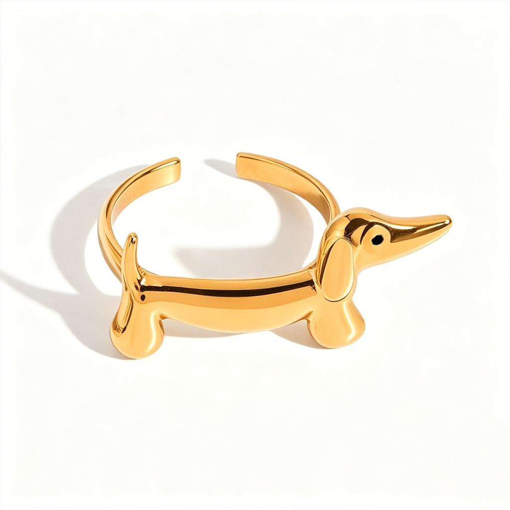 Stainless steel gold-plated dachshund necklace, stud earrings, three-piece set, cute cartoon niche design jewelry