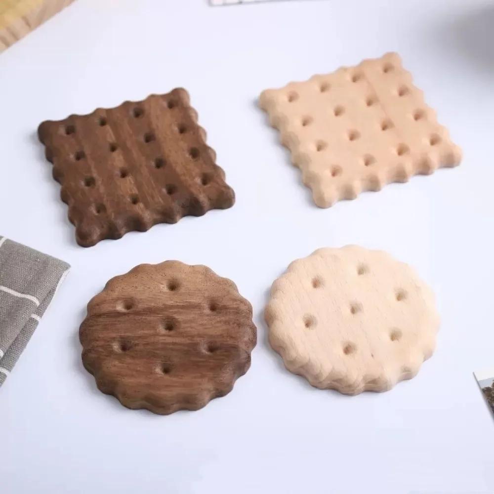 Creative Solid Wood Cookie Coasters Non-Slip Heat Resistant Wooden Coaster Biscuit Shape Heat Insulation Pad Kitchen Accessories