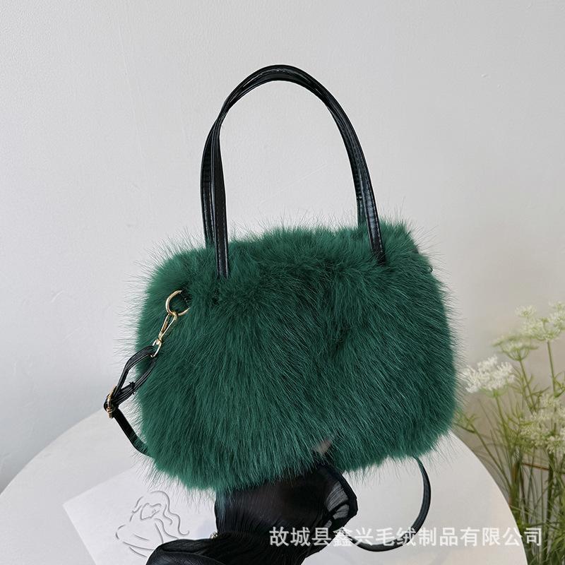 Autumn and Winter New Storage Portable Plush Bag High-end Texture Fashionable Fluffy Versatile Bag Messenger Fluff