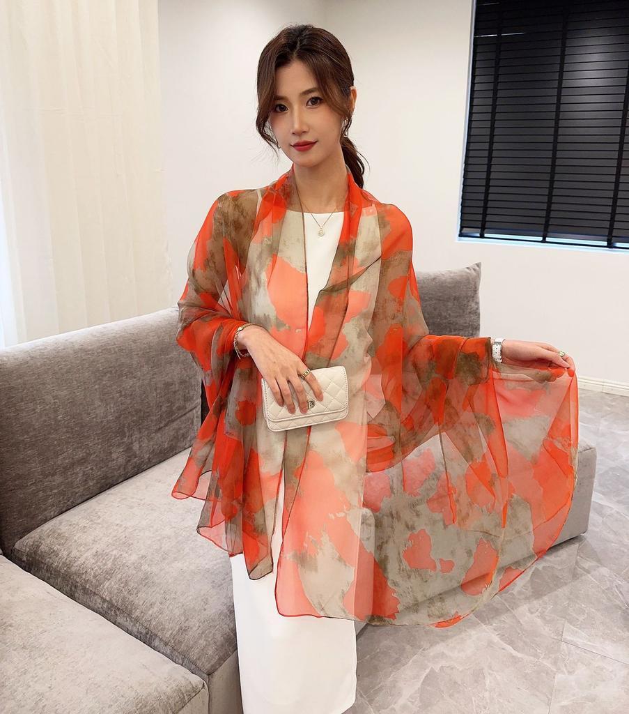 New Silk Beach Stoles Women Hijab Scarf Sunscreen Shawl Wraps Ladies Scarves Foulard Beach Stoles Female Bandana Echarpe