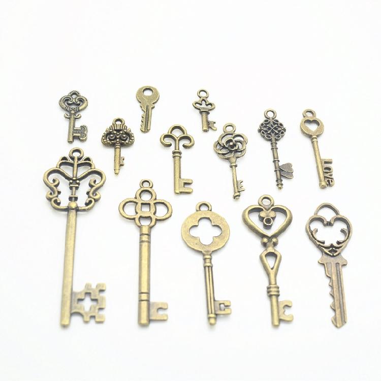 Set of 13 Vintages Metal Key Management Accessory Charms Mixed Retro Style for Keys Decorative Pendants Gift Practical