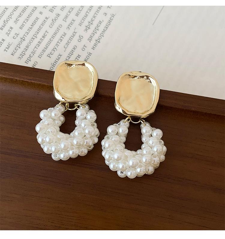 111 Silver Needle French Court Vintage Pearl Earrings Femininity New Design Premium Circle Earrings Earrings 925 silver needle