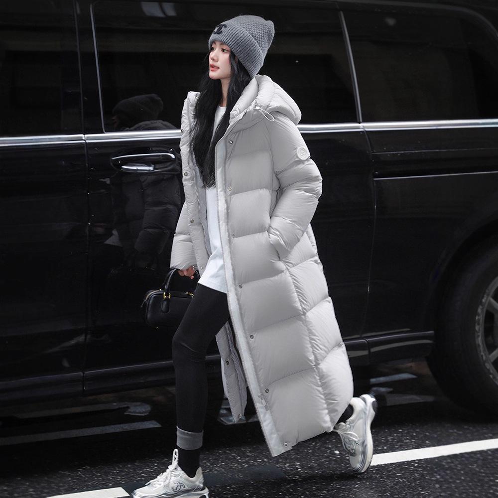 

Женская пуховая куртка 2025 года цвета леденца Снежная гора - Утепленная длинная зимняя модная тенденция Large