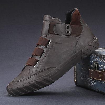 Nouvelle version coréenne tendance chaussures pour hommes style britannique mode polyvalentes chaussures décontractées chaussures mi-hautes en cuir pour hommes chaussures de skate en cuir respirant