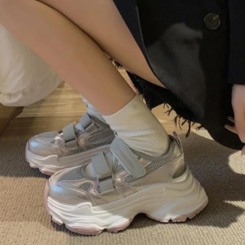 Fashion 2025 New Mesh Breathable Women's Vulcanize Shoes Outdoor Walking Hollow Out Platform Sneakers Versatile Ladies Casual Sandals