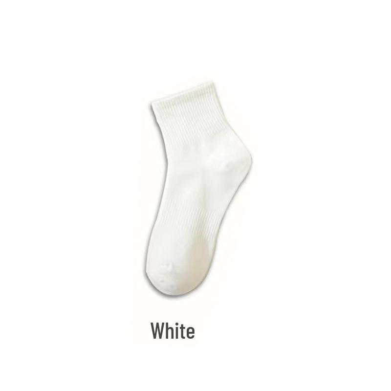 All-Season Mid-Calf Disposable Socks - One Size, Sweat-Absorbing and Travel-Friendly