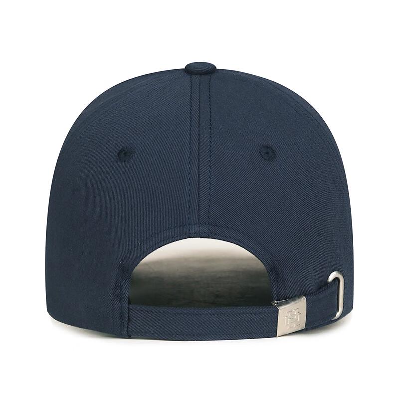 Zhen Yue Qi Letter Embroidered Curved Brim Baseball Cap