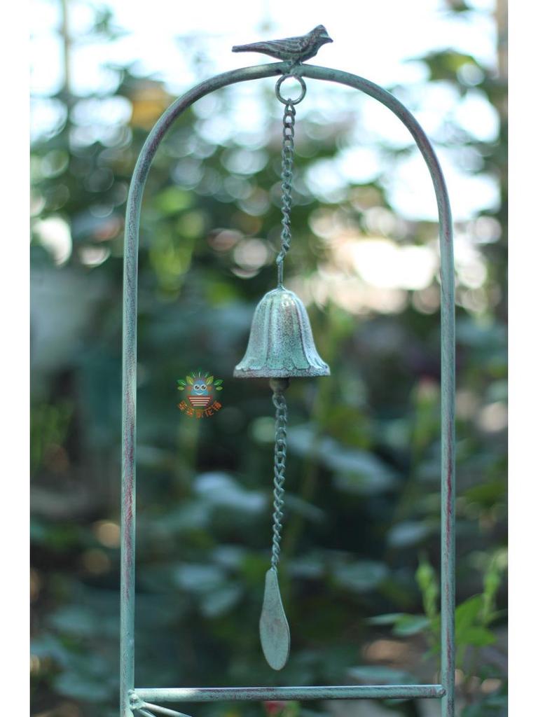 Kar Taneciği ve Sarmaşık Tasarımlı, Eskitilmiş Dövme Demir Çan Rüzgar Çanı, Tırmanma Aparatı, Kuş Standı veya Paravan İçin Ücretsiz Kargo