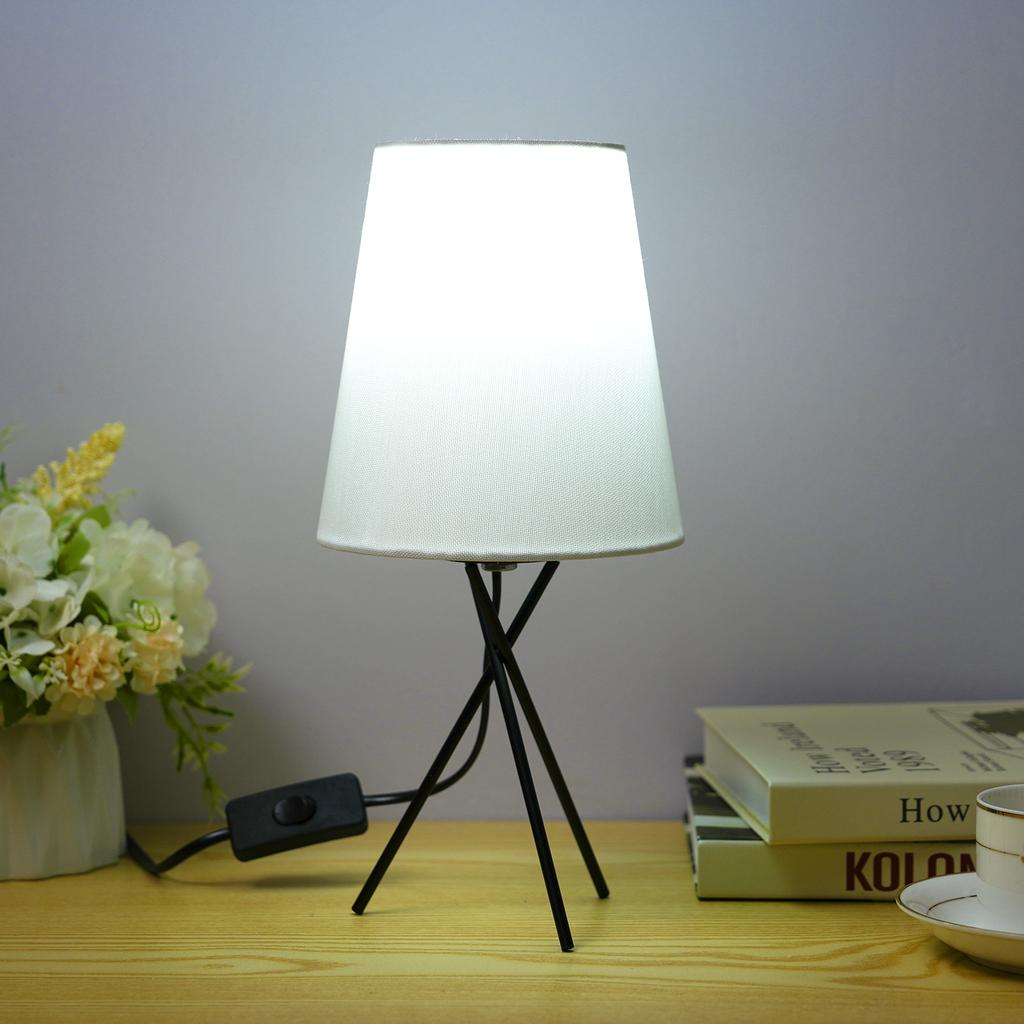 Stue soverom nattbord lampe