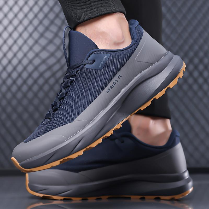 Men's Lightweight Breathable Running Shoes Outdoor Hiking Sports Anti-slip Wear-resistant Shock-absorption